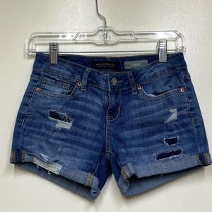 Aeropostale Medium Wash Distressed MIDI Denim Shorts Roll Hem Ladies Size 0